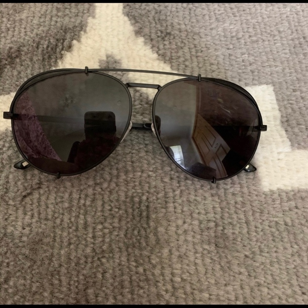 KOKO Diff sunglasses.